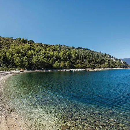 2 Bedroom Cozy In Διαμέρισμα Klek